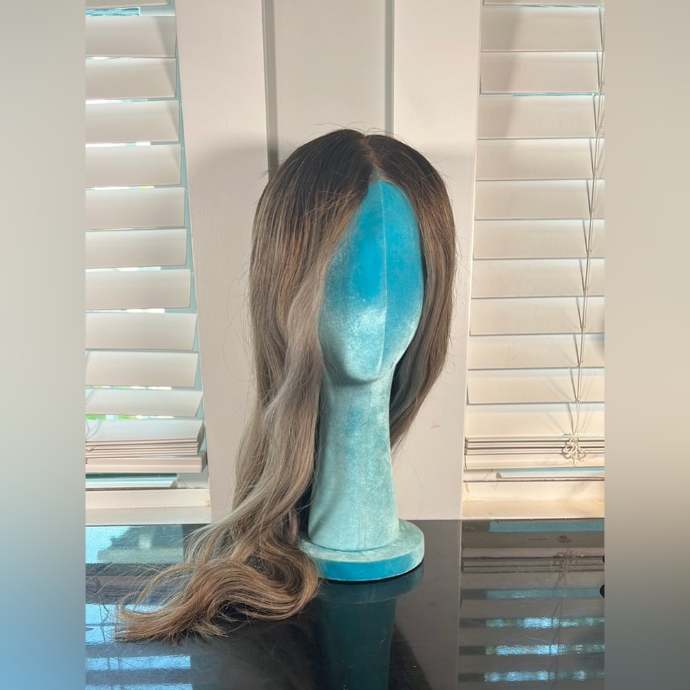 100% human hair GLUE/GLUE LESS wig, HD lace